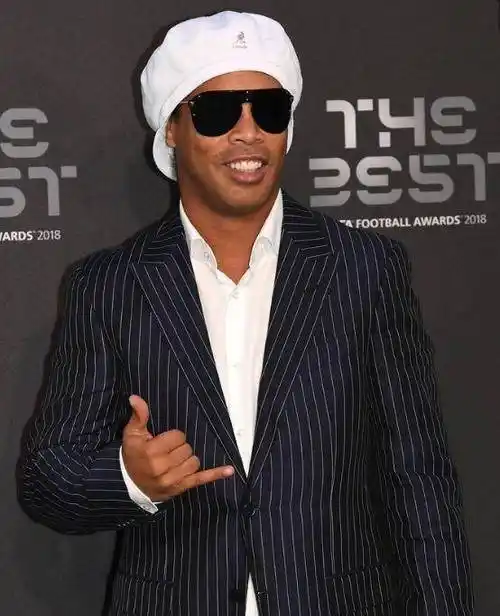 并立足一线 并立足一线